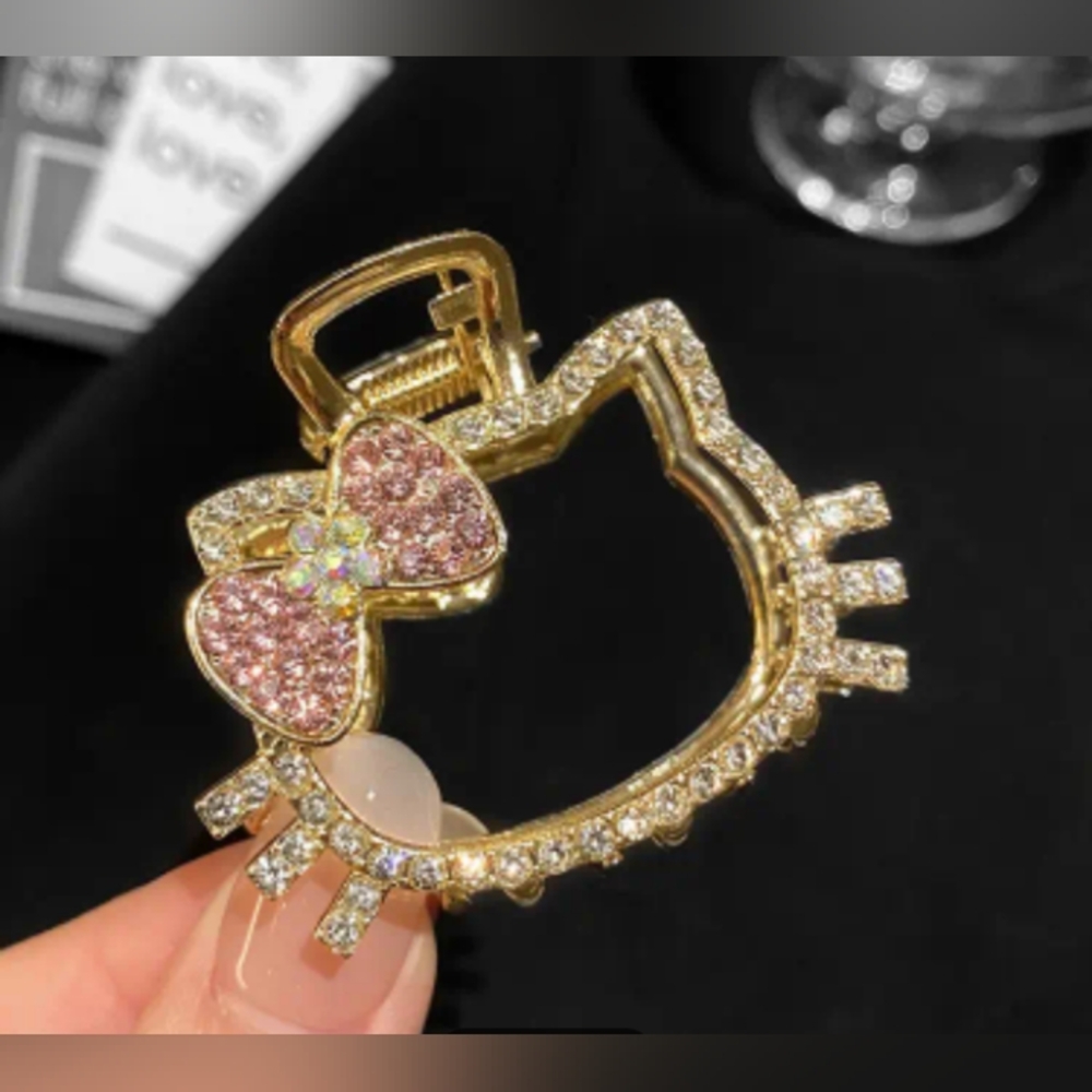 NWOT Hello 2 Kitty Gold and Pink & Silvertone Rhinestone Hair Clip